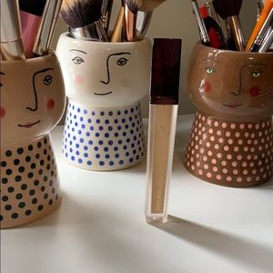 Hourglass vanish airbrush concealer Fawn